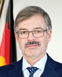 Hans Carl von Werthern, Botschafter der
Bundesrepublik Deutschland
